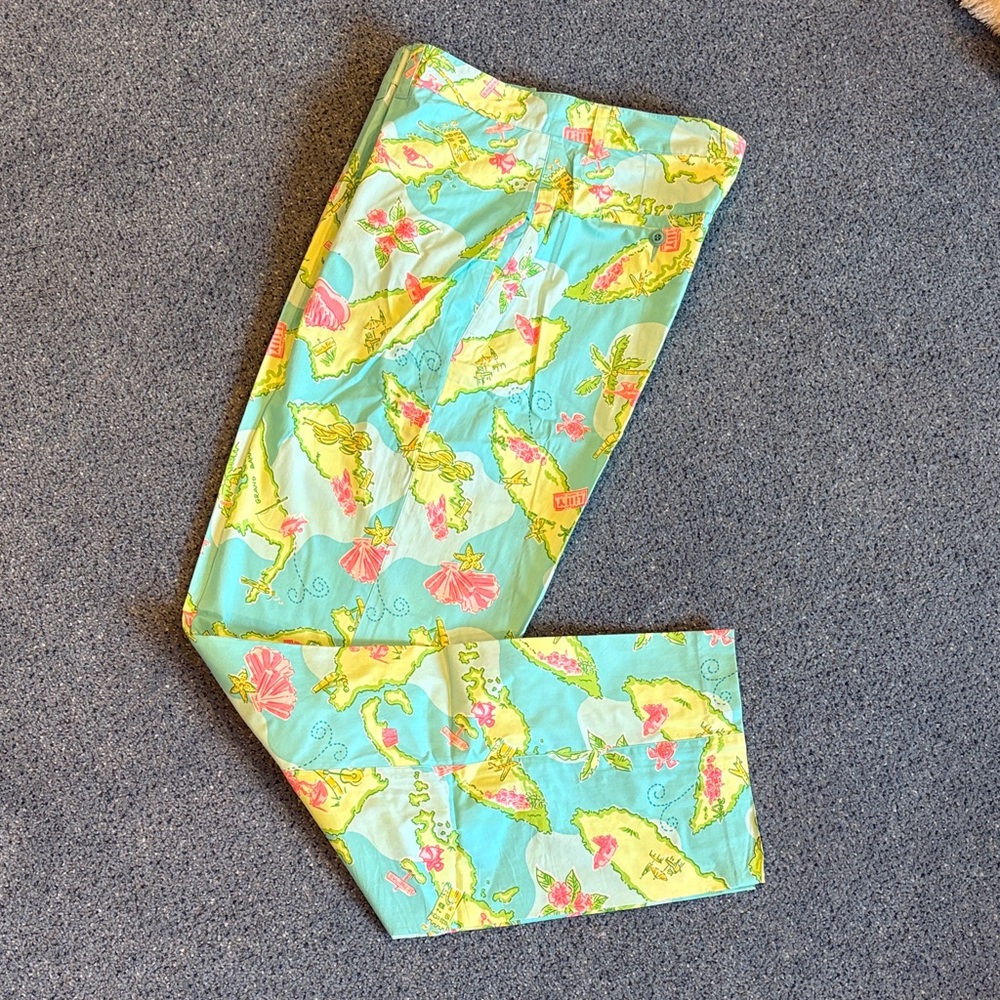 Lilly Pulitzer men’s pants. Collector print. Map of carribean islands. Size 32